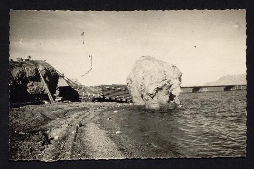La côte de Ny-Ålesund en 1963