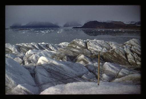 Glacier et bords de crevasses-  mission CNRS 1963 - vue 3