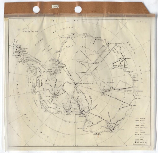Carte de l'Antarctique avec indication des stations internationales