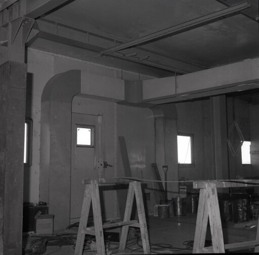 Le chantier de réfection intérieure du bâtiment séjour (n°31) sinistré le 23/07/73.