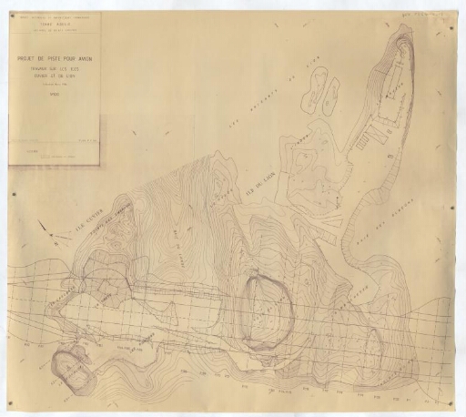Projet de piste pour avion : travaux sur les îles Cuvier et du Lion. Situation mars 1984