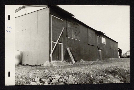 Le bâtiment de la base Corbel fermé mission CNRS 1967 - vue1