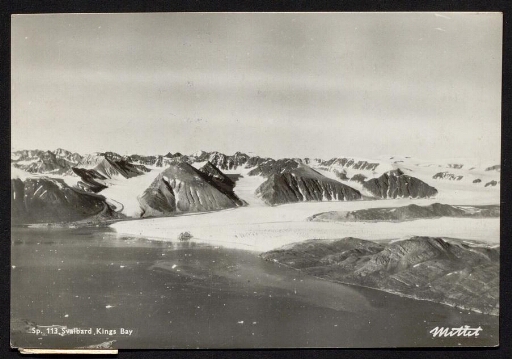 Carte postale d'un glacier et d'une chaîne de montagne