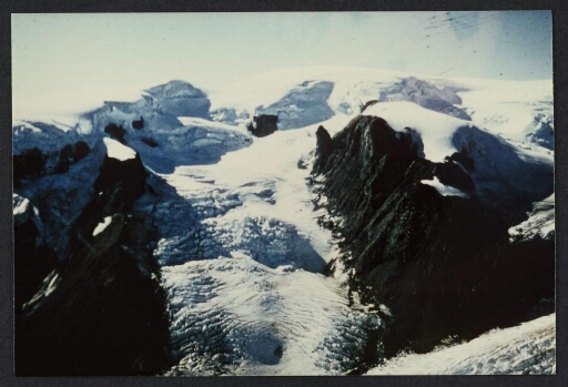 Vue aérienne sur le sommet du glacier (Mont Ross)