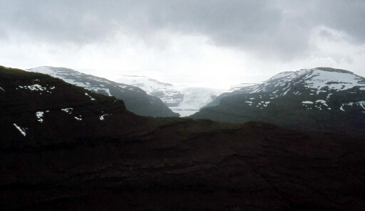 Ballade de 9 jours autour du Mont Ross - J7-Caverne du Relais et environs.  La langue du Glacier Ampère vue de loin.7
