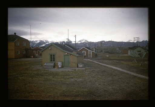 Ny-Ålesund - mission CNRS 1963 - vue 1